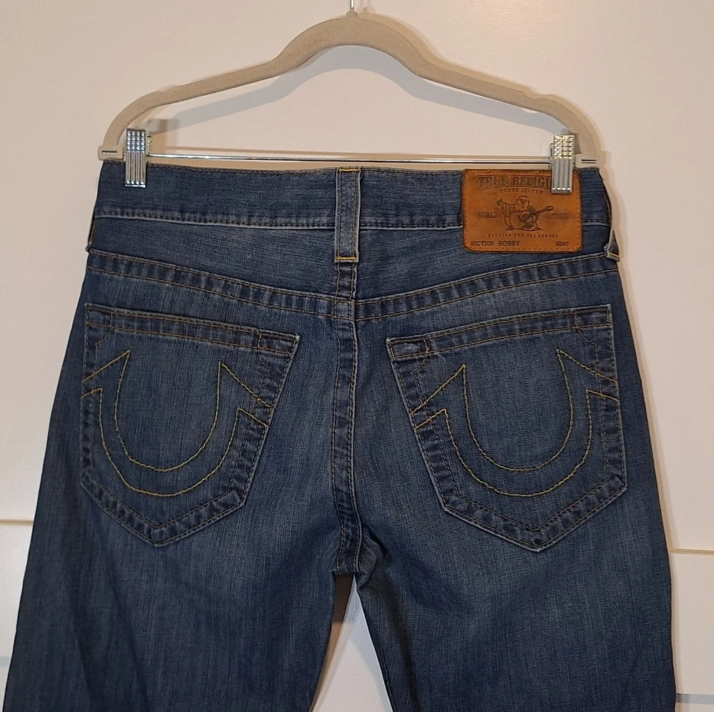 True Religion Bobby Jeans 32x31.5  Made In USA Cotton Lightly Distressed
